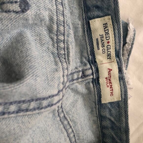 90s vintage plus size High-waist light blue denim jean Faded Glory Aztec shorts - Picture 3 of 8